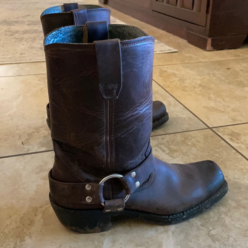 Durango Size 8.5 Cowboy Boots